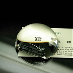 サイドにカットが入って持ちやすい！｜記念品.com