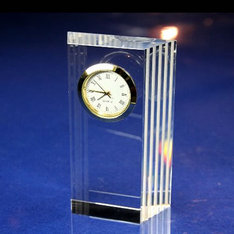 コンパクトな縦型のクリスタル時計です。｜コンパクトな縦型のクリスタル時計です。｜mini｜クリスタル時計｜記念品.com