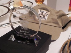 MG Car Club Japan Centre Award｜パーティーで、表彰式前の盾の画像を付けておきます。｜MG Car Club Japan Centre様｜弊社納品実績とお客様の声｜記念品.com