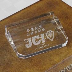 内部レーザーだから文字が汚れません。｜記念品.com